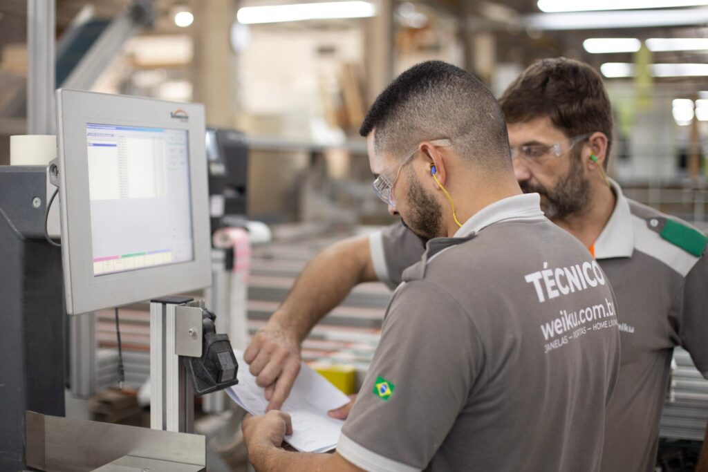 Na Weiku do Brasil, utilizamos o que há de mais moderno em tecnologia alemã para fabricar nossas esquadrias.