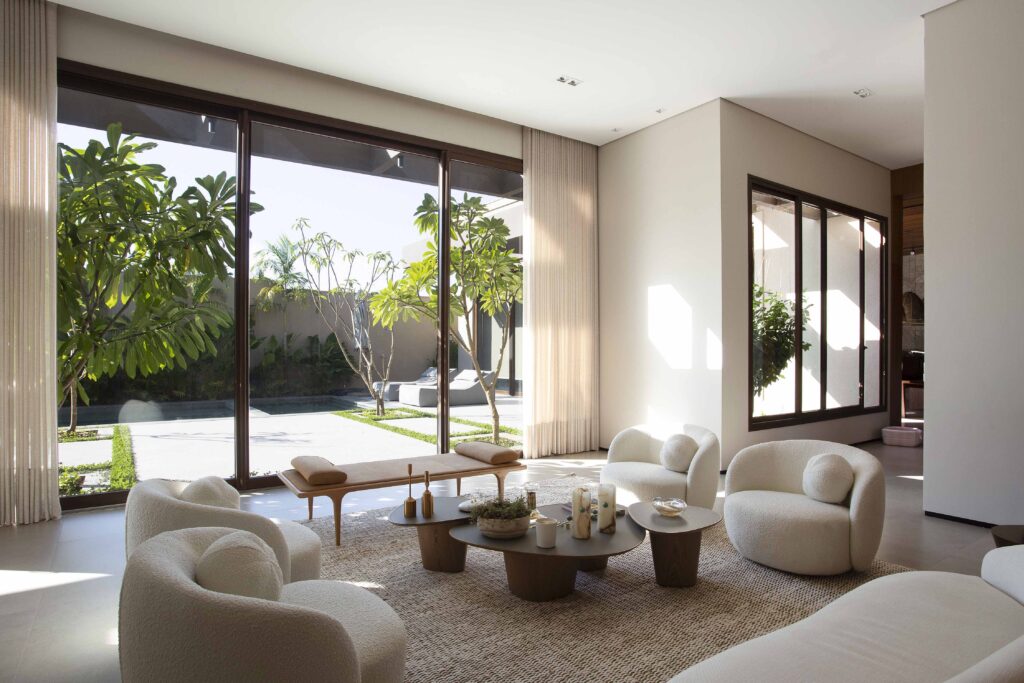 Design contemporâneo e sofisticação tropical no Centro-Oeste brasileiro