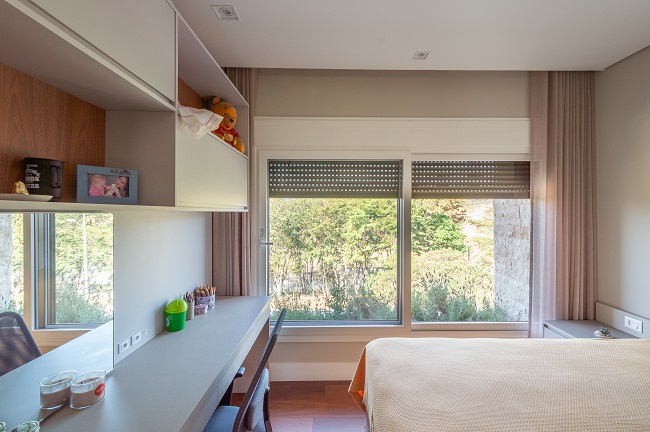 Inovação e Conforto com as Persianas Motorizadas e Micropersianas da Weiku